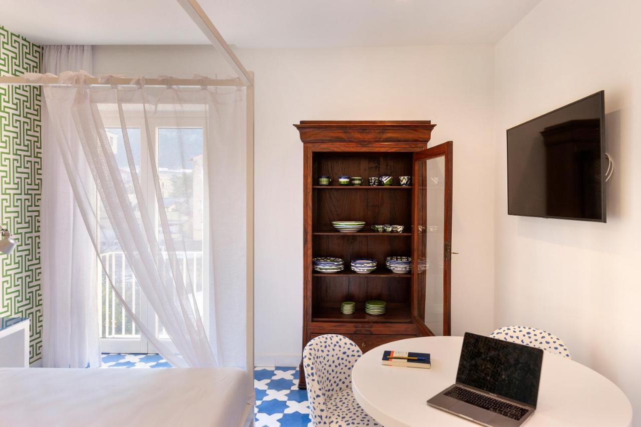 Luxury&Romantic Apartment With Balcony In Sorrento Luaran gambar